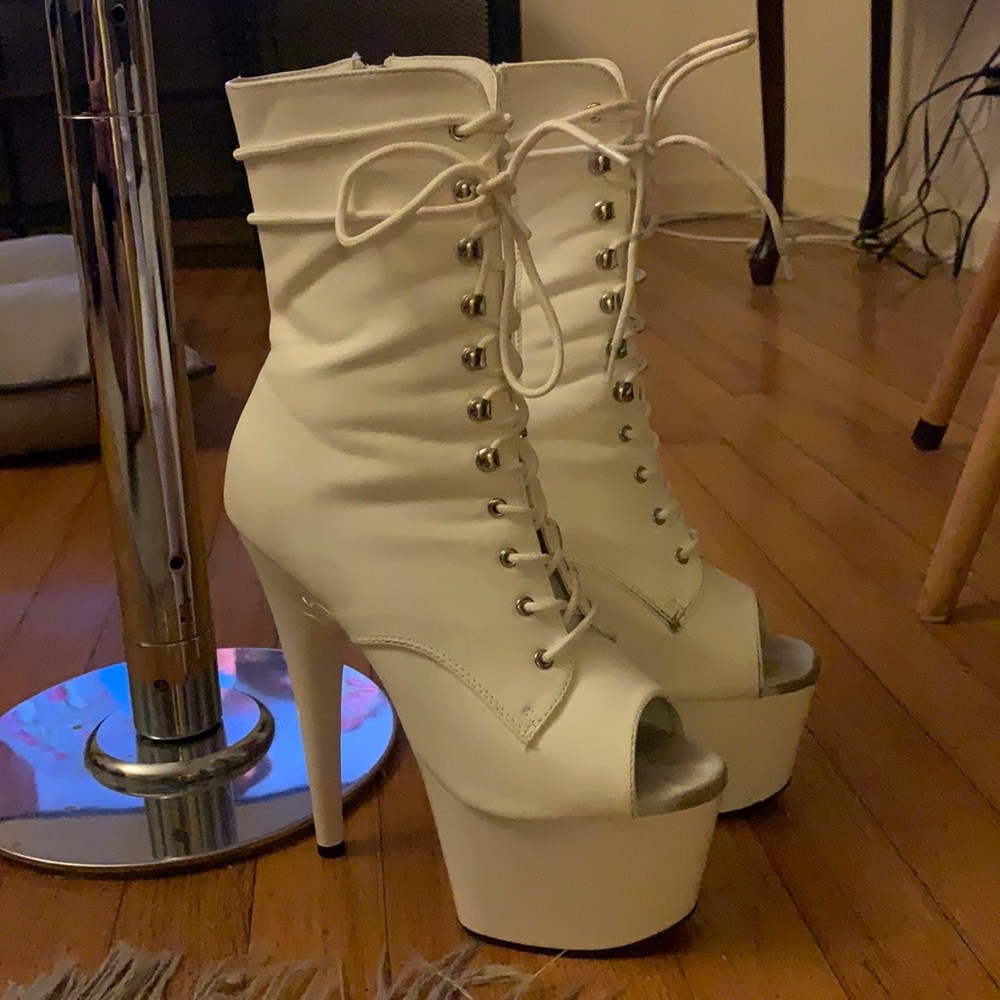 White Pleaser’s Boots